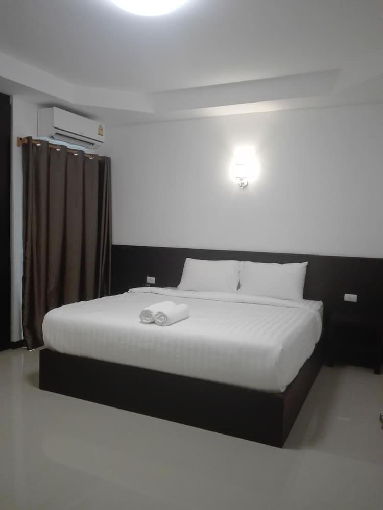 Ud House Aparthotel Удон Тани Екстериор снимка