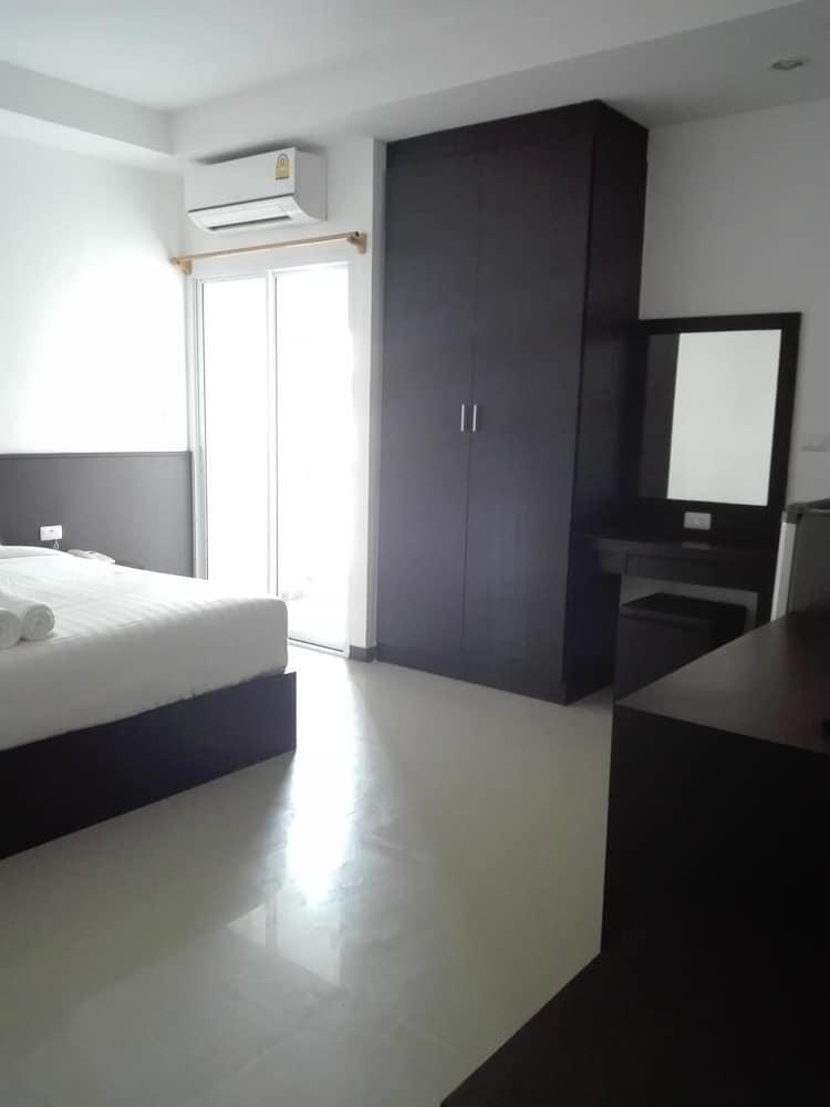 Ud House Aparthotel Удон Тани Екстериор снимка