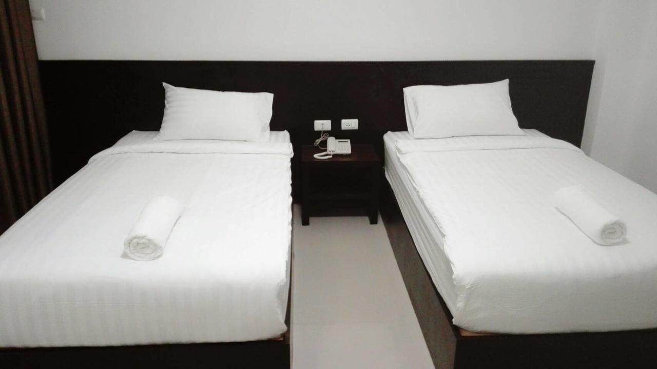 Ud House Aparthotel Удон Тани Екстериор снимка