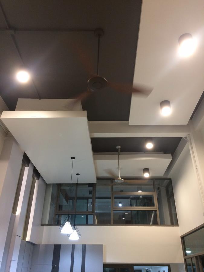 Ud House Aparthotel Удон Тани Екстериор снимка