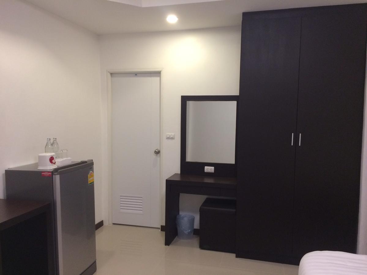 Ud House Aparthotel Удон Тани Екстериор снимка